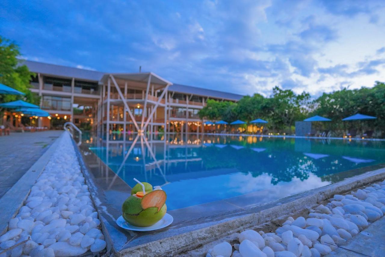 Breeze Pasikudah Hotel Passikudah Bagian luar foto